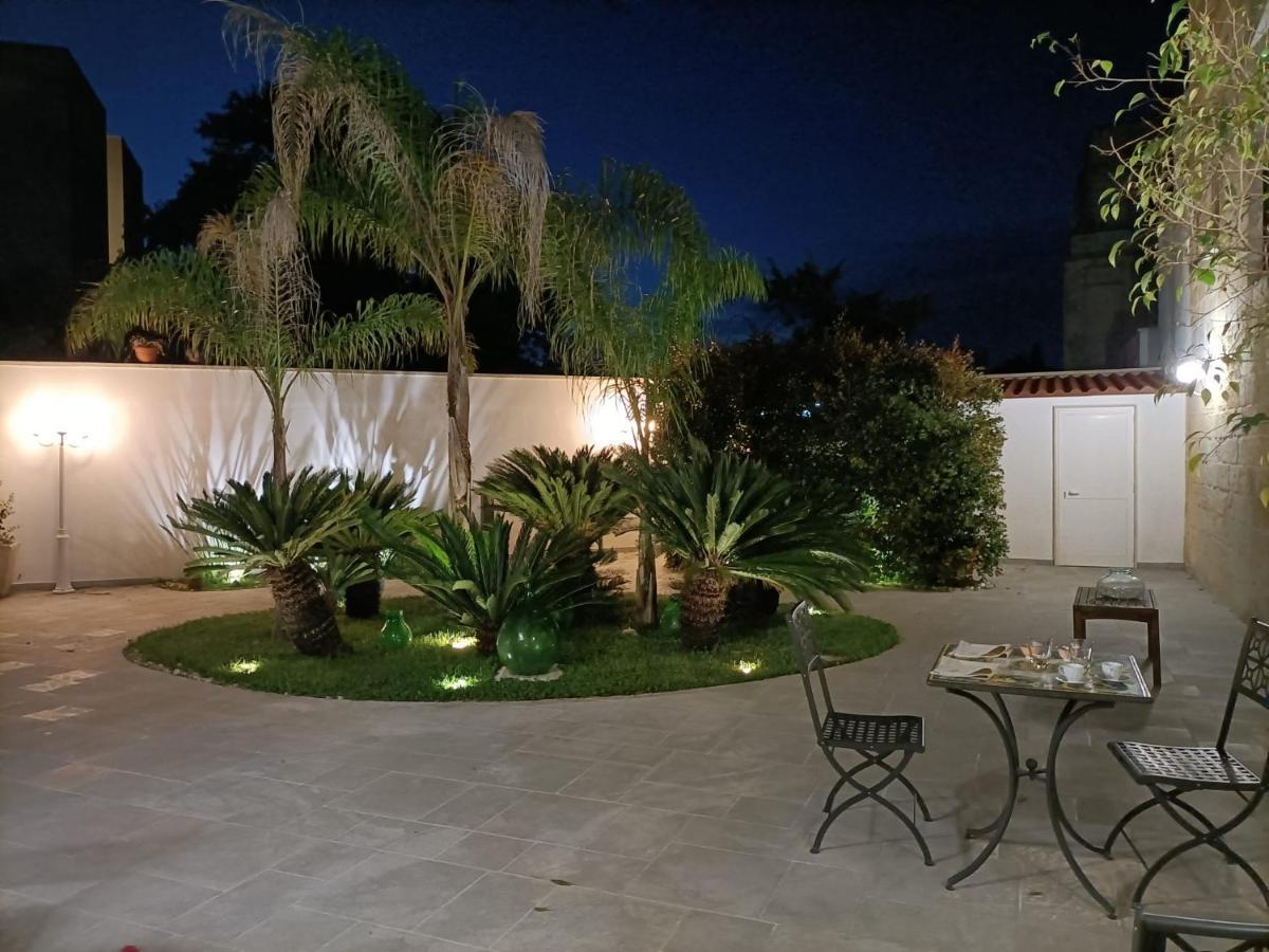Bed and Breakfast Il Giardino Della Scuncerta Lecce Exterior foto