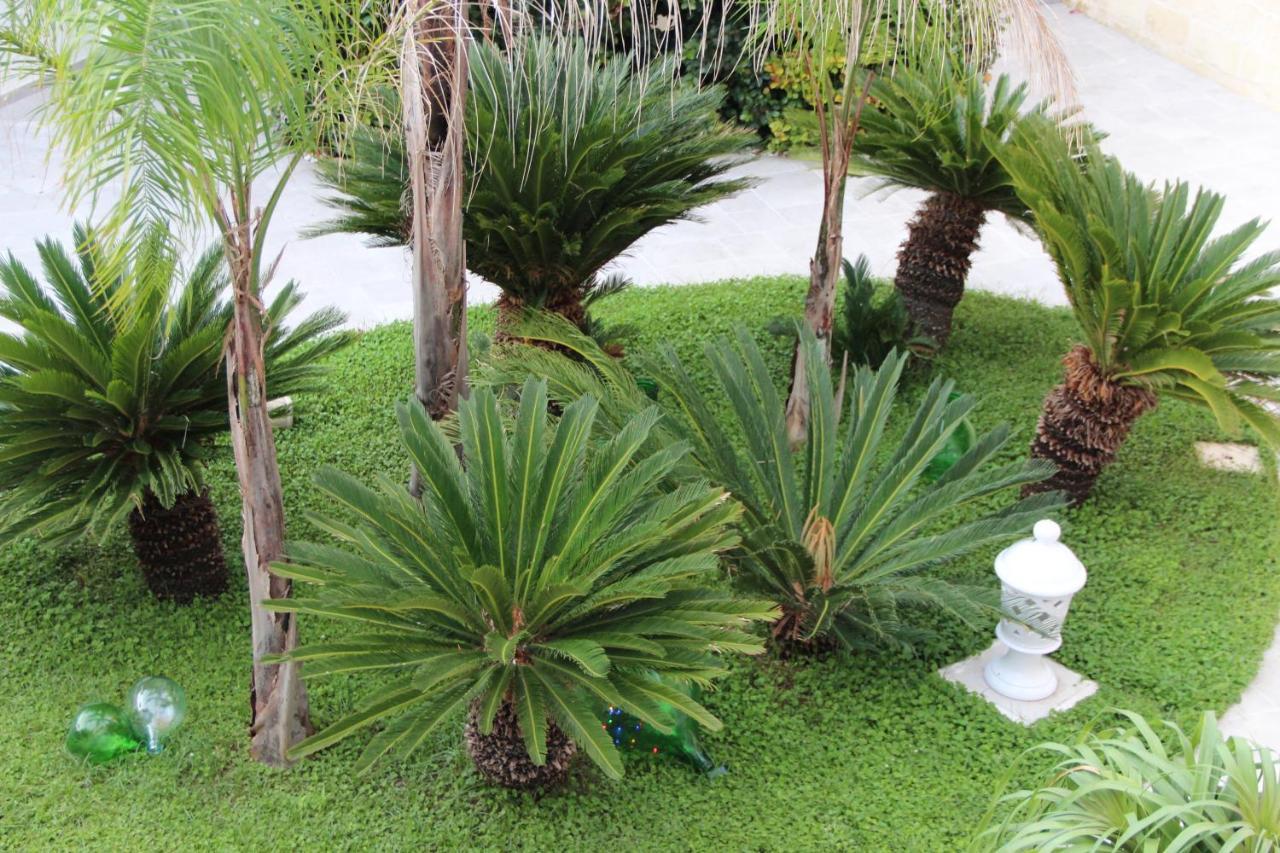 Bed and Breakfast Il Giardino Della Scuncerta Lecce Exterior foto