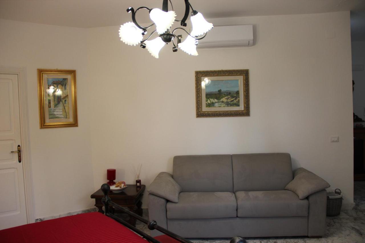 Bed and Breakfast Il Giardino Della Scuncerta Lecce Exterior foto